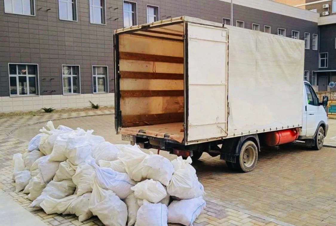 Вывоз строительного мусора из новостроек в Тихорецке в октябре
