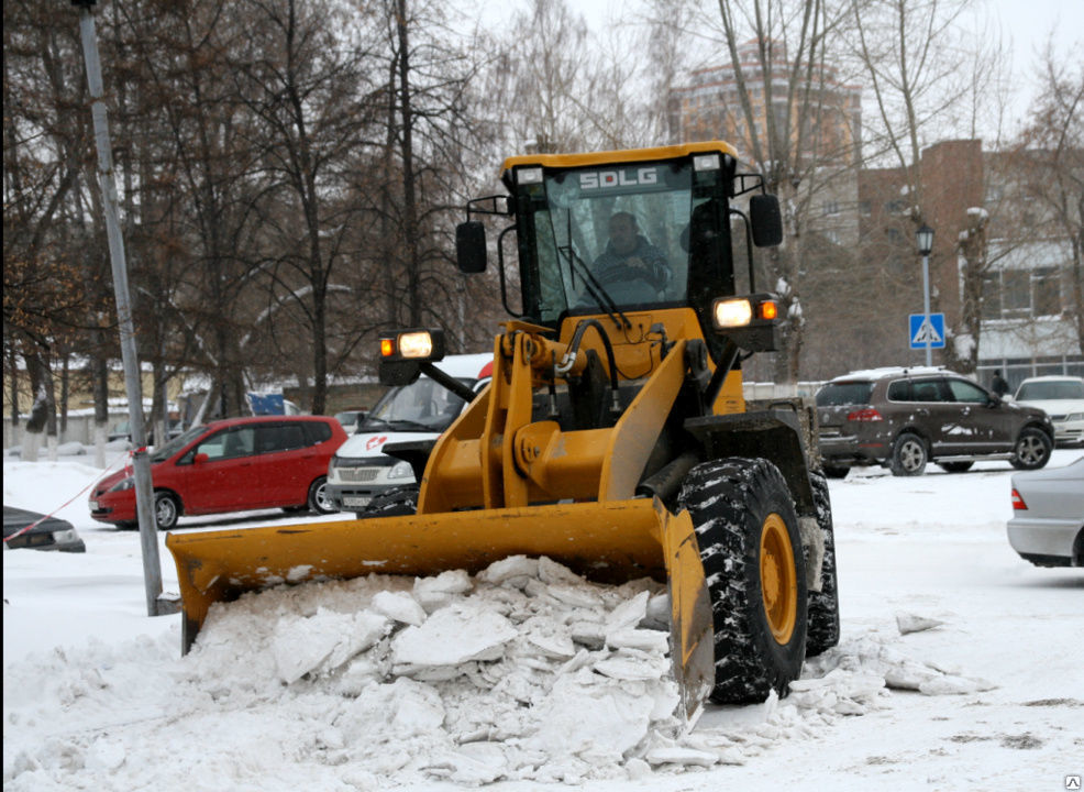 Аренда трактора для уборки снега в Тихорецке от ПроМусор – цена от 1031 руб., быстро и недорого