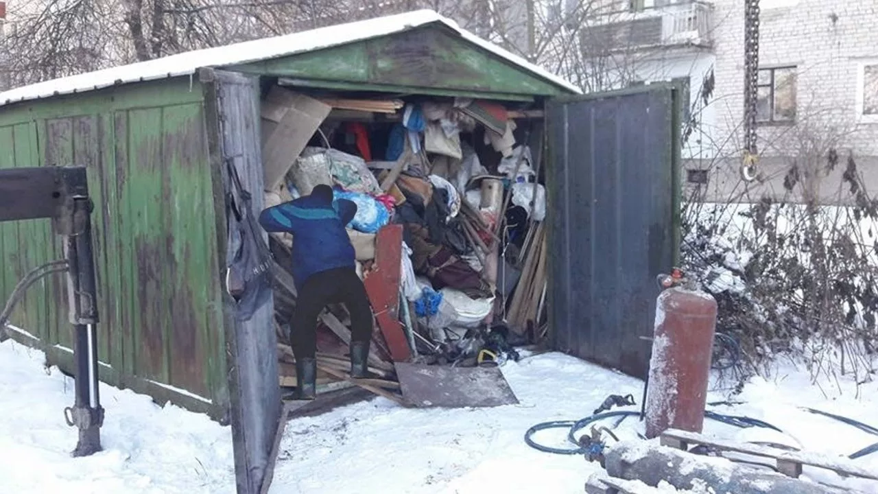Вывоз мусора из гаража с гарантией чистоты в Тихорецке в октябре