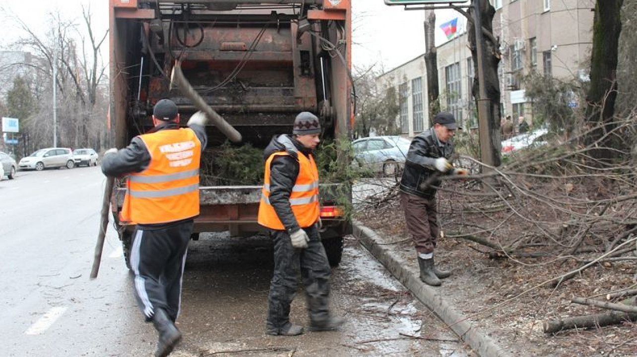 Уборка после стихийного бедствия в Тихорецке от 2937 руб